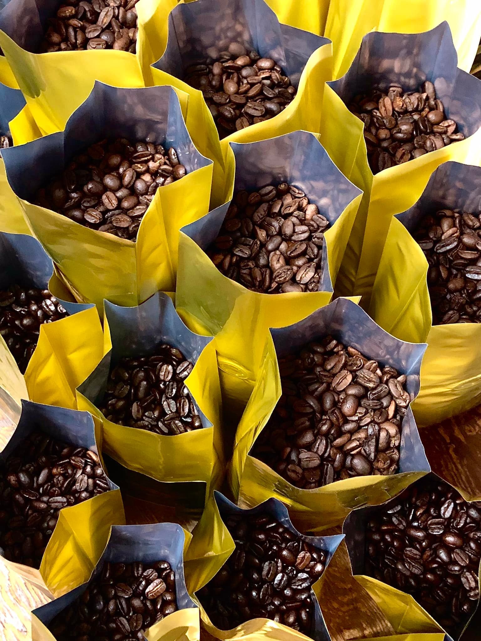 best coffee beans top selling coffee beans Christmas coffee Top quality coffee, mother day gift 2026, father day gift 2026, birthday gift trends, father day gift for dad father day gift for father mother day gift for mom, mother day gift for mother birthday gift for college, great birthday gift birthday gift 2025, coffee beans, gift ideas, best gift ideas coffee lovers coffee gift ideas best coffee gift best coffee beans jamaica blue mountain coffee fresh coffee beans organic coffee